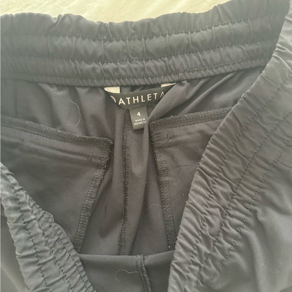 Athleta Baja Perforated Laser Cut Featherweight
Stretch Drawstring Shorts 4 - Picture 4 of 6